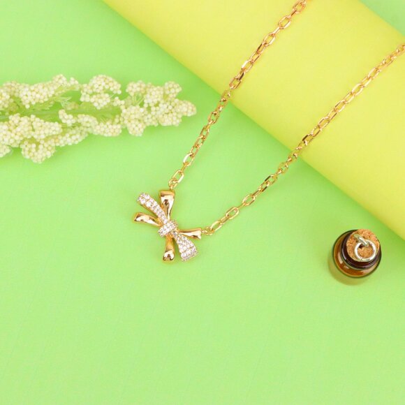 "Elegant Bow Rose Gold Necklace with Sparkling Crystal Detailing, XPNL1876 - Picture 11 of 12